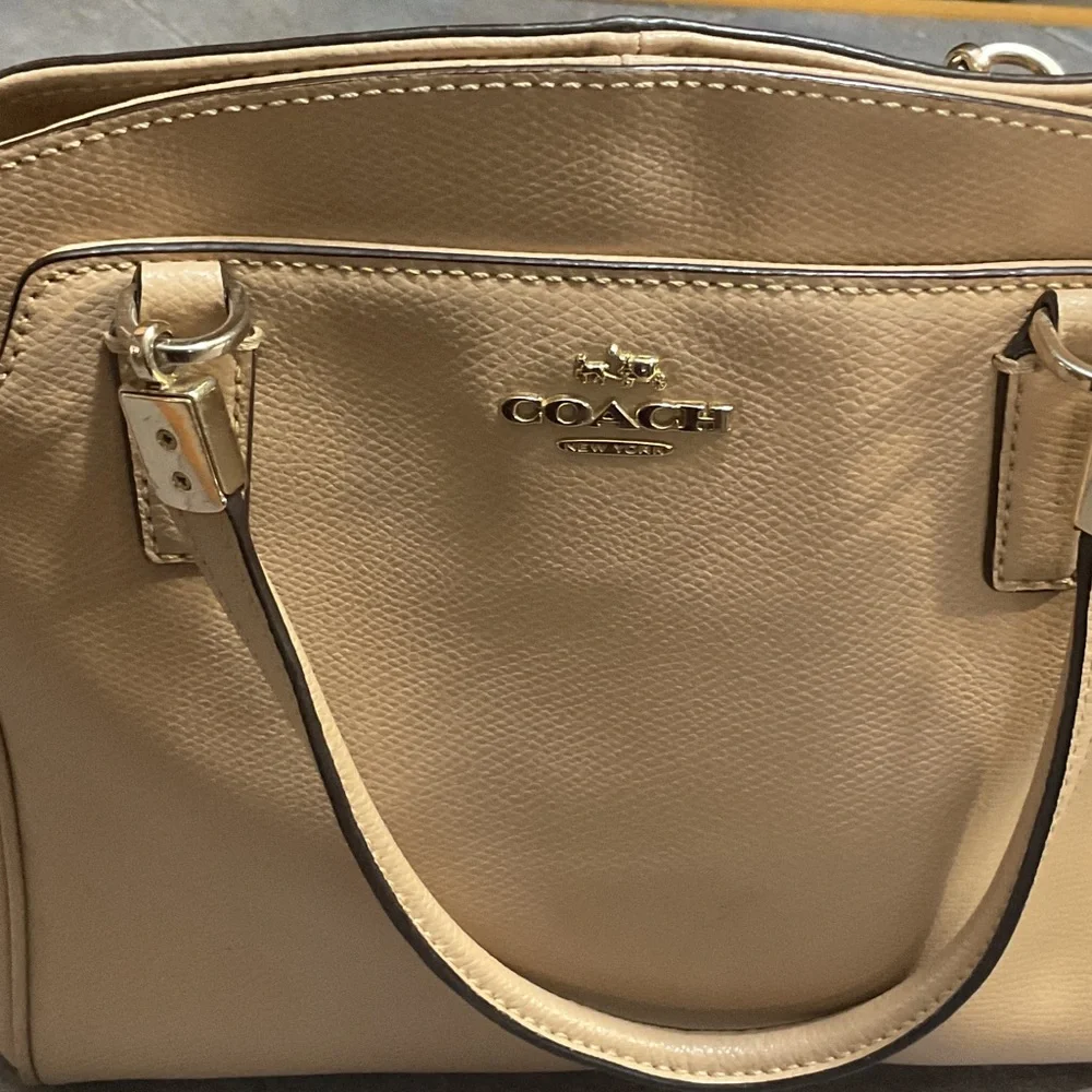 Coach chic shoulder